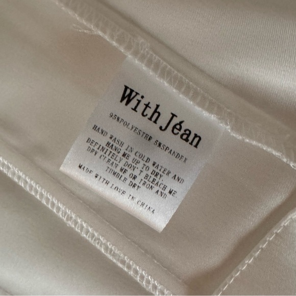 With Jéan Carla Corset Top in White - Picture 5 of 9